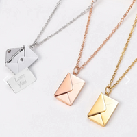 Collar Sobre Carta de Amor Love You